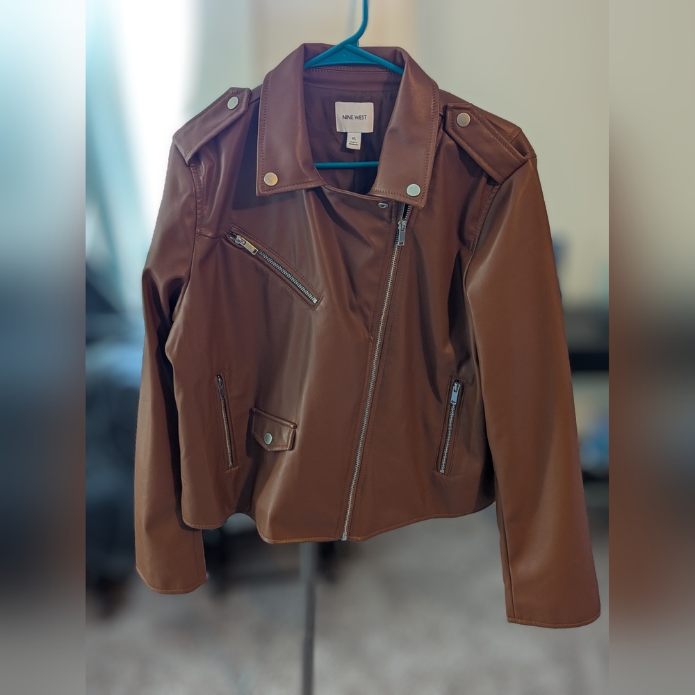 Women's faux leather jacket